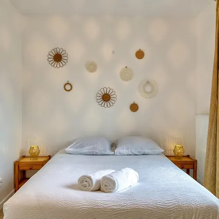 Le Nicole Un En Duplex Avec Balcon Et Place De Parking Rouen