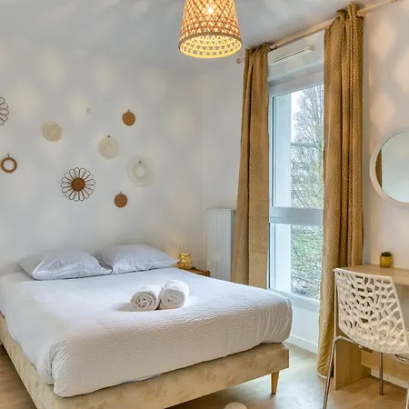 Le Nicole Un En Duplex Avec Balcon Et Place De Parking דירה *